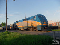 Via Rail 906 (P42DC / Genesis)