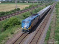 Via Rail 906 (P42DC / Genesis)