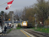 Via Rail 907 (P42DC / Genesis)