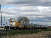 Via Rail 907 (P42DC / Genesis)