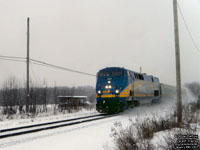 Via Rail 907 (P42DC / Genesis)