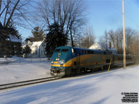 Via Rail 908 (P42DC / Genesis)