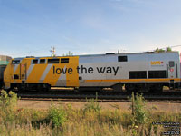 Via Rail 910 (P42DC / Genesis)