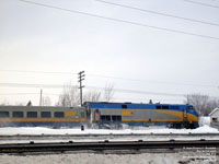 Via Rail 913 (P42DC / Genesis)