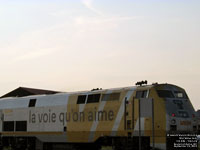 Via Rail 916 (P42DC / Genesis) - Love The Way