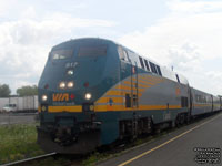 Via Rail 917 (P42DC / Genesis)