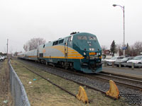 Via Rail 917 (P42DC / Genesis)