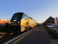 Via Rail 917 (P42DC / Genesis)