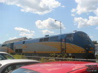 Via Rail 919 (P42DC / Genesis)