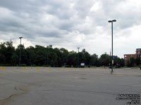 Stationnement Le Carrefour Park N Ride, Laval