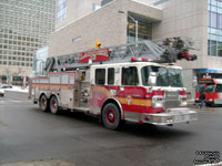 Ottawa Fire Services Ladder 13 - 76-0534 - 2003 E-One Cyclone II (1750/300/100' Rearmount)