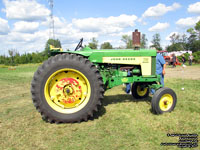 John Deere 730