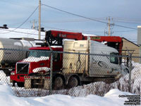 Paradis and an Unidentified truck